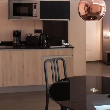 Nono By Charming * Malaga