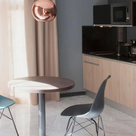 Nono By Charming Malaga