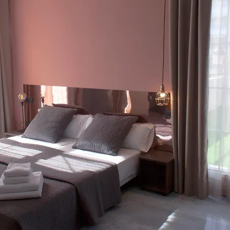 Be Mate Soho Apartahotel Málaga