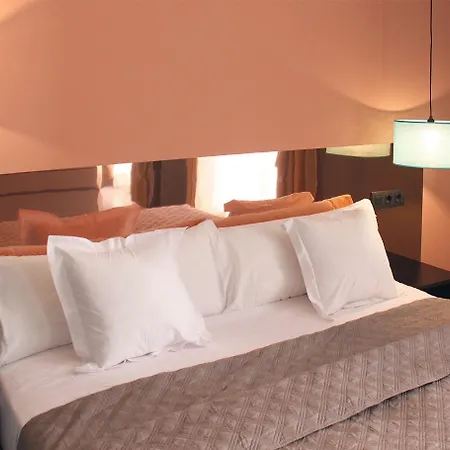 Be Mate Soho 4*