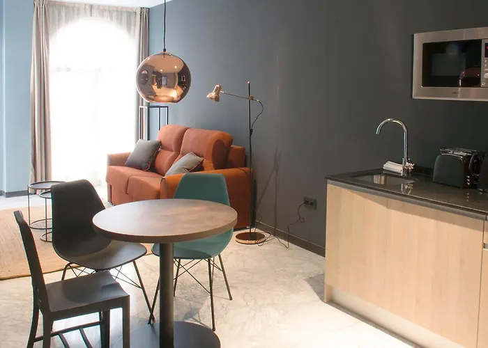 Be Mate Soho 4* مالقة